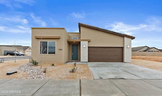 3688 Cardinal Ave, Las Cruces, NM 88012
