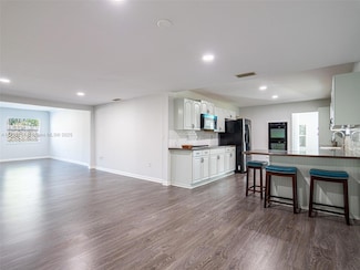 1735 18th St, Vero Beach, FL 32960