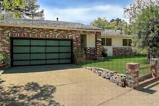 19015 Junipero Serra Dr, Sonoma, CA 95476