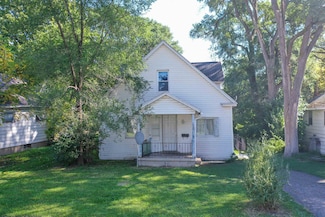 1932 Lowell Ave Unit Upper Unit, Saginaw, MI 48601