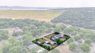 511 Red Bird St, Canyon Lake, TX 78133