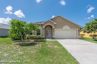 570 Cardinal St SE, Palm Bay, FL 32909