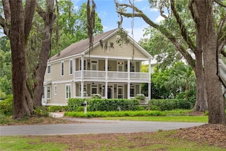553 Park Ave, Saint Simons Island, GA 31522