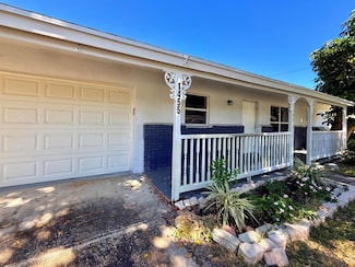 1455 NE Silver Maple Way, Jensen Beach, FL 34957