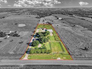 2275 W Moonlight Dr, Robinson, TX 76706