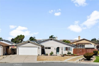 885 Peregrine Ln, Nipomo, CA 93444