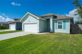 2037 Lighthouse Lakes Ave, Aransas Pass, TX 78336