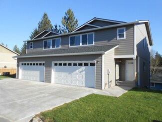5984 5982 Caymans Place NE, Bremerton, WA 98311