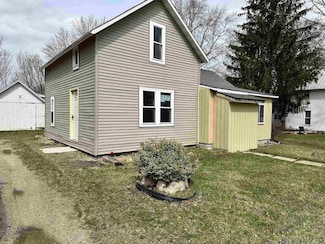 4079 E Monroe St, Rosebush, MI 48878