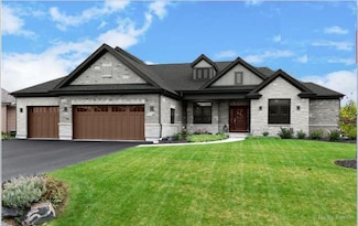 10201 Henning Dr, Huntley, IL 60142