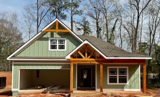 116 Friar Tuck Ave, Warner Robins, GA 31088