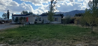 416 Jefferson Dr, Round Mountain, NV 89045