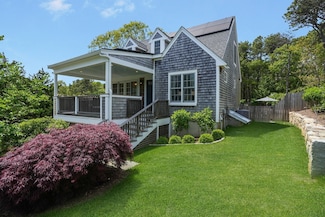 2 Orchard Ln, Edgartown, MA 02539