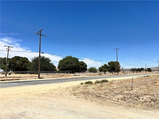 125 Ste Vic Ave, Lancaster, CA 93535