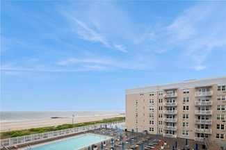 522 Shore Rd Unit 4J, Long Beach, NY 11561