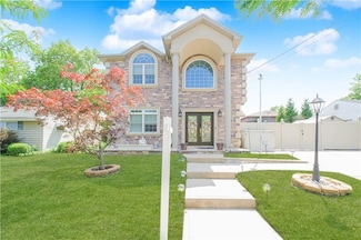 326 Lyndale Ave, Staten Island, NY 10312