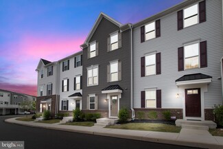 125 Dragon Dr, Lansdale, PA 19446