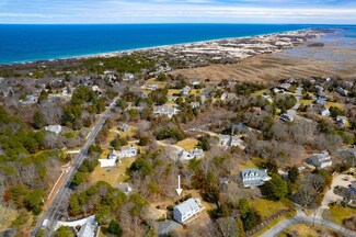 11 Briar Ln, East Sandwich, MA 02537