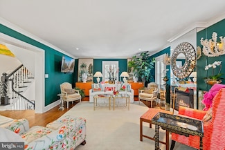 5711 Brookside Dr, Chevy Chase, MD 20815