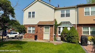 31 Franklin Ln Unit A, Staten Island, NY 10306