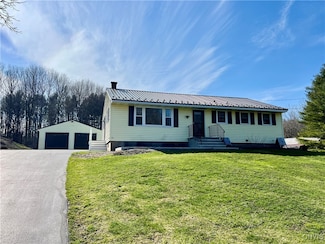 2239 County Route 8, Oswego, NY 13126