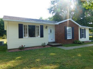 113 Cairo Ct, Chandler, IN 47610