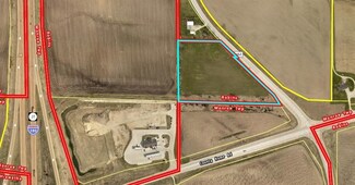 3230 Center Point Rd NE, Cedar Rapids, IA 52402