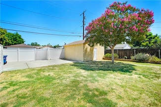 18003 Saticoy St, Reseda, CA 91335
