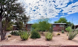 4418 N Lake Dr, Tucson, AZ 85705