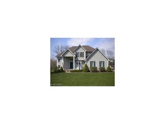 8334 Garfield Dr, Garrettsville, OH 44231