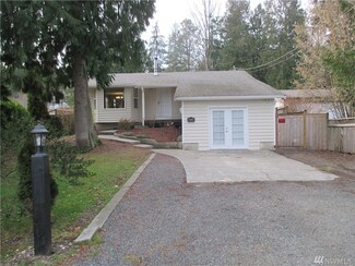 16420 W Lake Goodwin Rd, Stanwood, WA 98292
