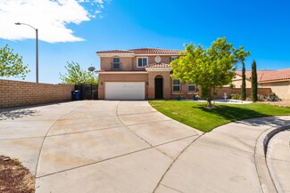 6490 Tuscan Ct, Palmdale, CA 93552