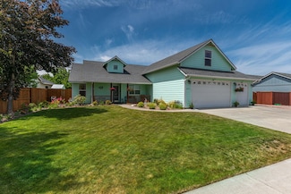 2873 NW 19th St, Redmond, OR 97756