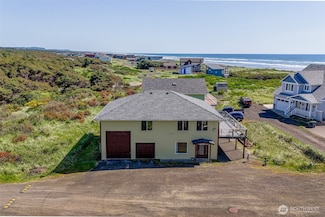 927 Pheasant Run, Westport, WA 98595