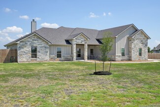 103 Rustic Woods, Marion, TX 78124