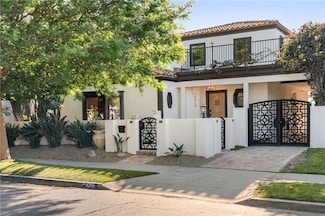 4219 S Bronson Ave, Los Angeles, CA 90008