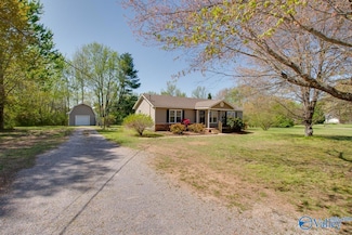 324 Priest Ln, Hazel Green, AL 35750