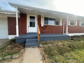 1144 Hawthorne Dr, Sidney, OH 45365