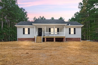 487 Deep Landing Rd, Tappahannock, VA 22560