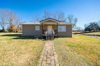 201 E Harmons Ferry Rd, Utica, KY 42376