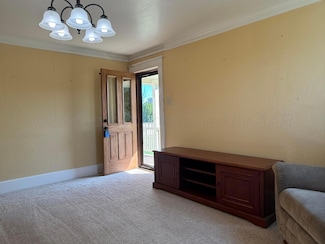 220 N Wall St, Stratford, TX 79084