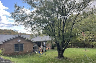 6395 Springfield Pike, Points, WV 25437