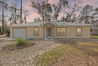 1628 Pinetree Dr NE, Steinhatchee, FL 32359