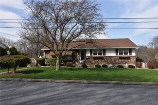 250 E 2nd St, Wind Gap, PA 18091