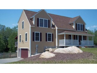 17 Frost Ln, Fremont, NH 03044