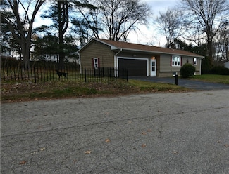 189 Myette St, Woonsocket, RI 02895