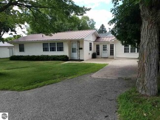 621 E Westover St, East Tawas, MI 48730