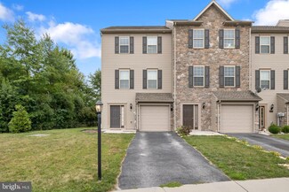 96 Katelyn Dr, New Oxford, PA 17350