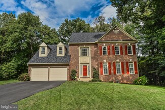 8602 Cross Chase Ct, Fairfax Station, VA 22039
