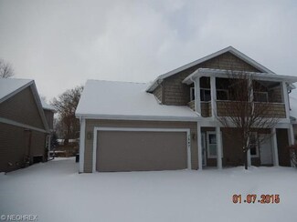 1547 Heron Point Dr, Lakemore, OH 44224